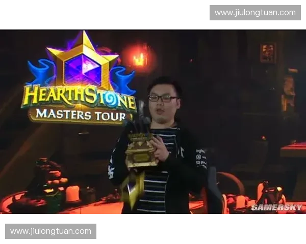 海涛与英雄联盟的传奇之路:从电竞新星到全能主播的成长历程 海涛与英雄联盟的传奇之路:从电竞新星到全能主播的成长历程